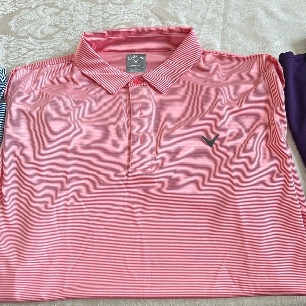 3 Men’s Golf shirts practically new xl